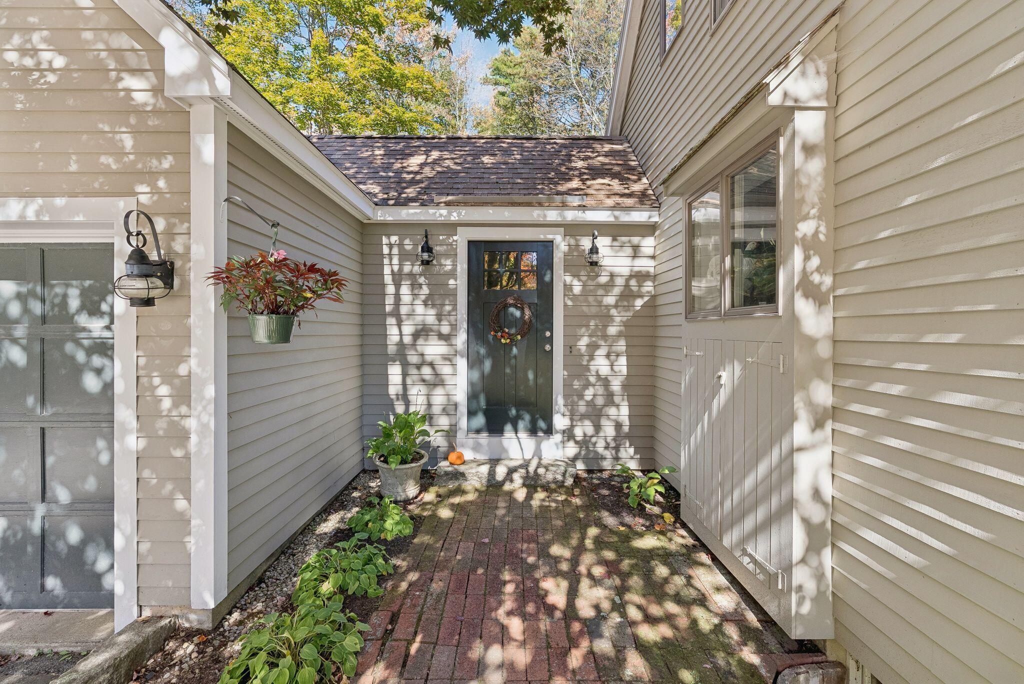 18 Longwood Drive Kennebunk ME 04043