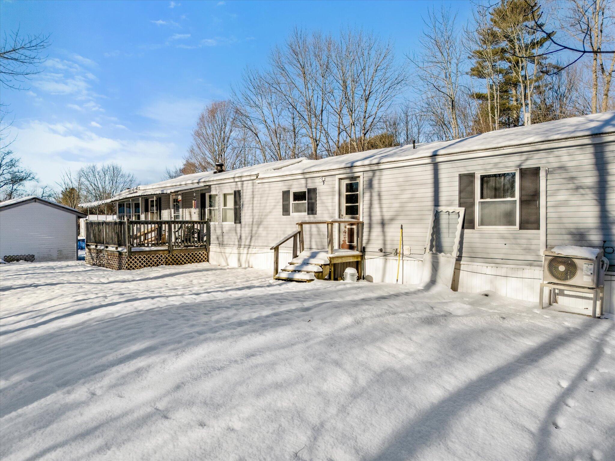 336 Lakeview Road Glenburn ME 04401