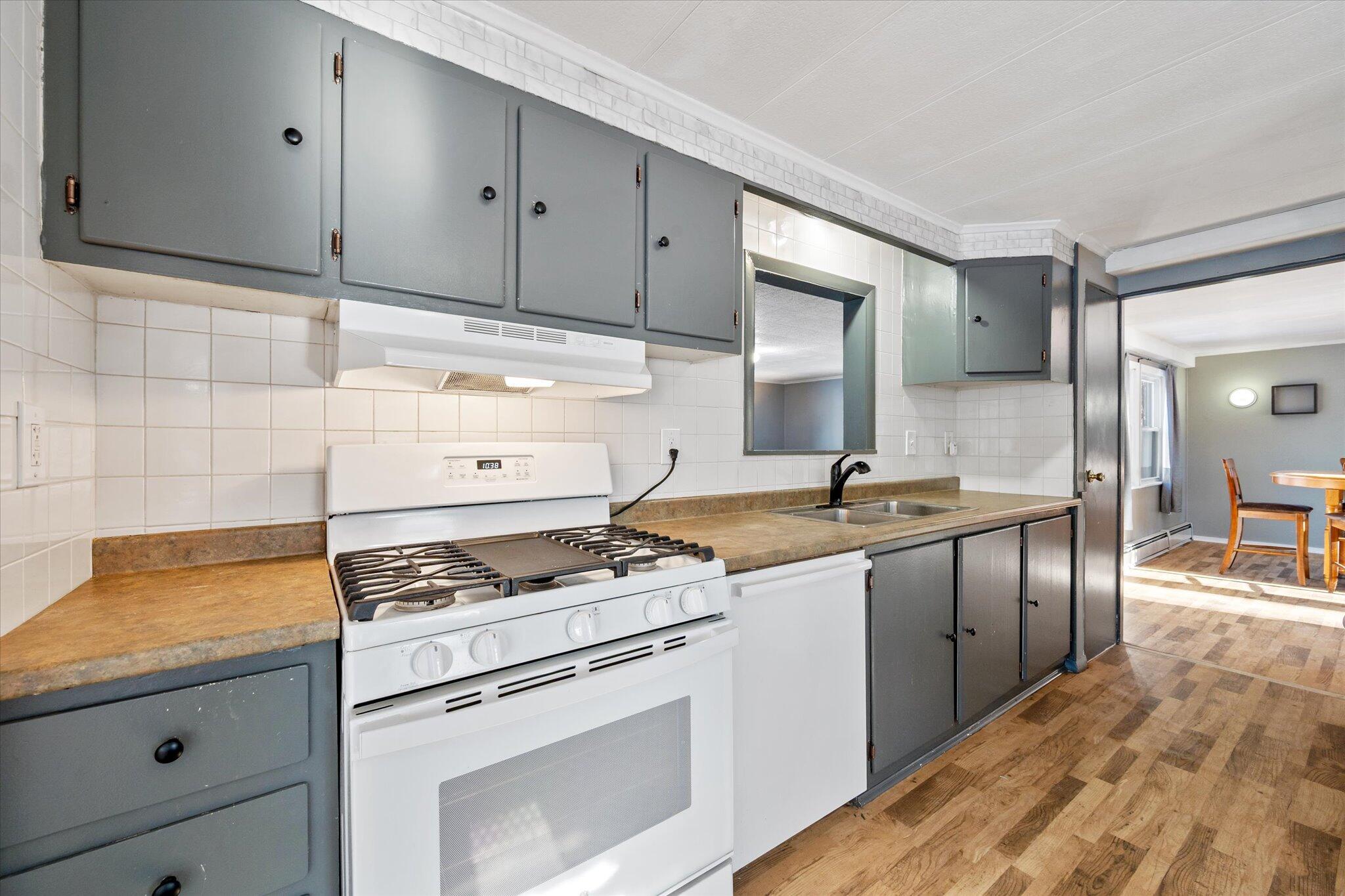 336 Lakeview Road Glenburn ME 04401