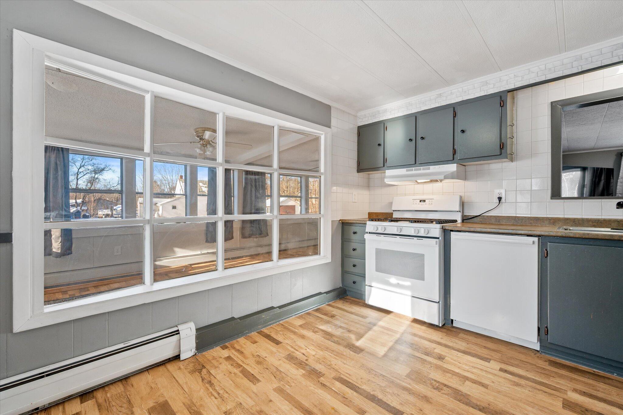 336 Lakeview Road Glenburn ME 04401