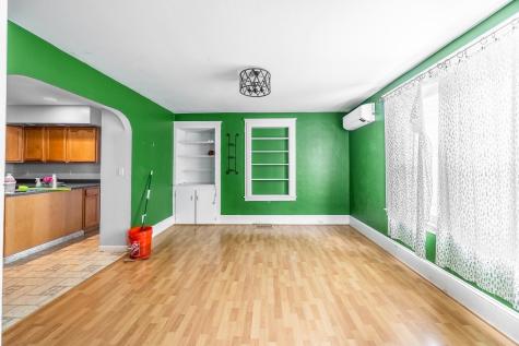 211 Maple Street Bangor ME 04401