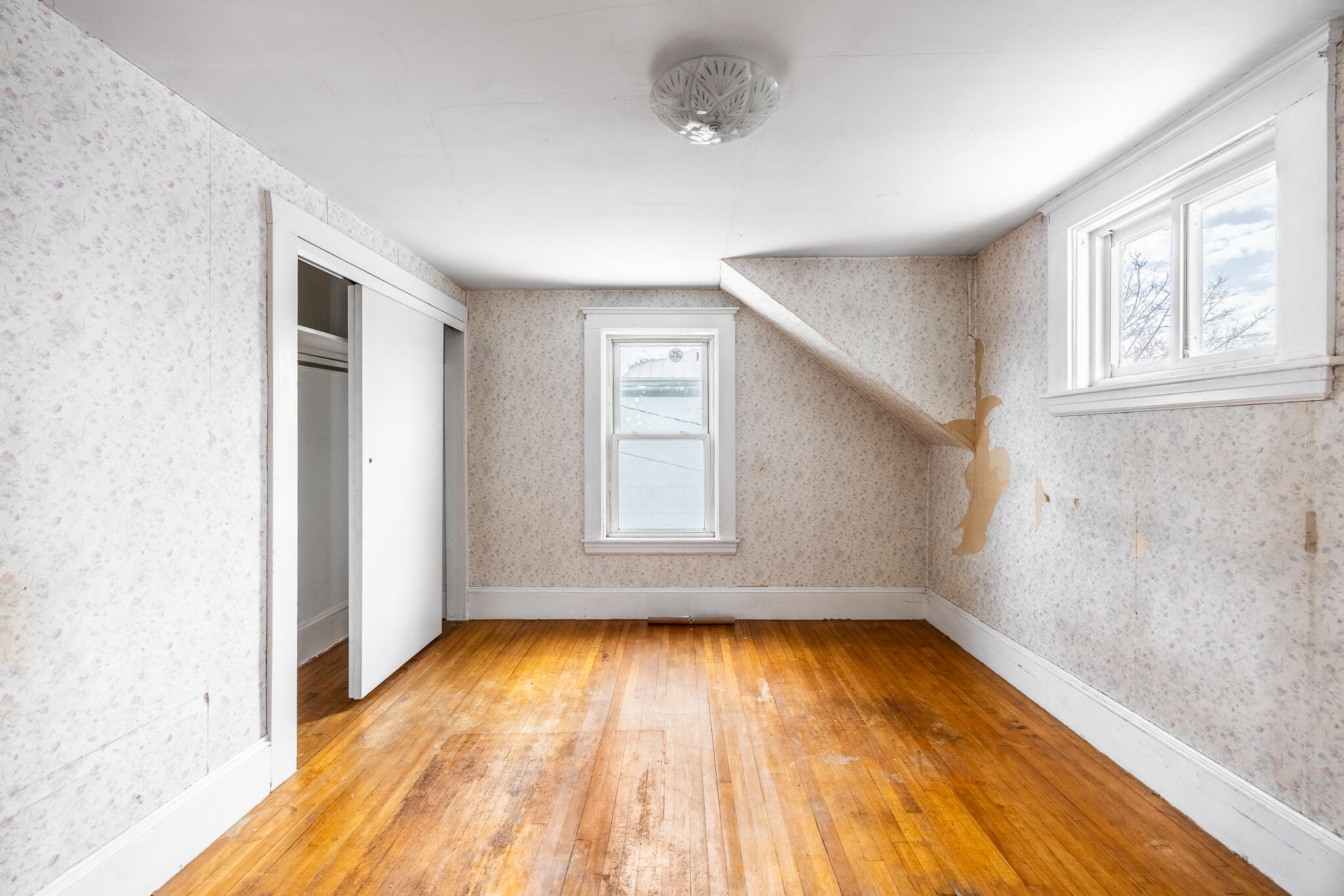 211 Maple Street Bangor ME 04401