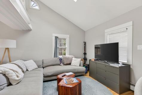 93 Wildes District Road Kennebunkport ME 04046