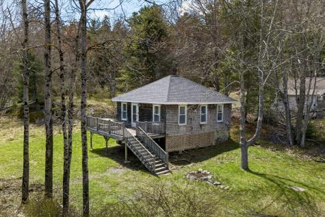 111 Old Schoolhouse Road Georgetown ME 04548