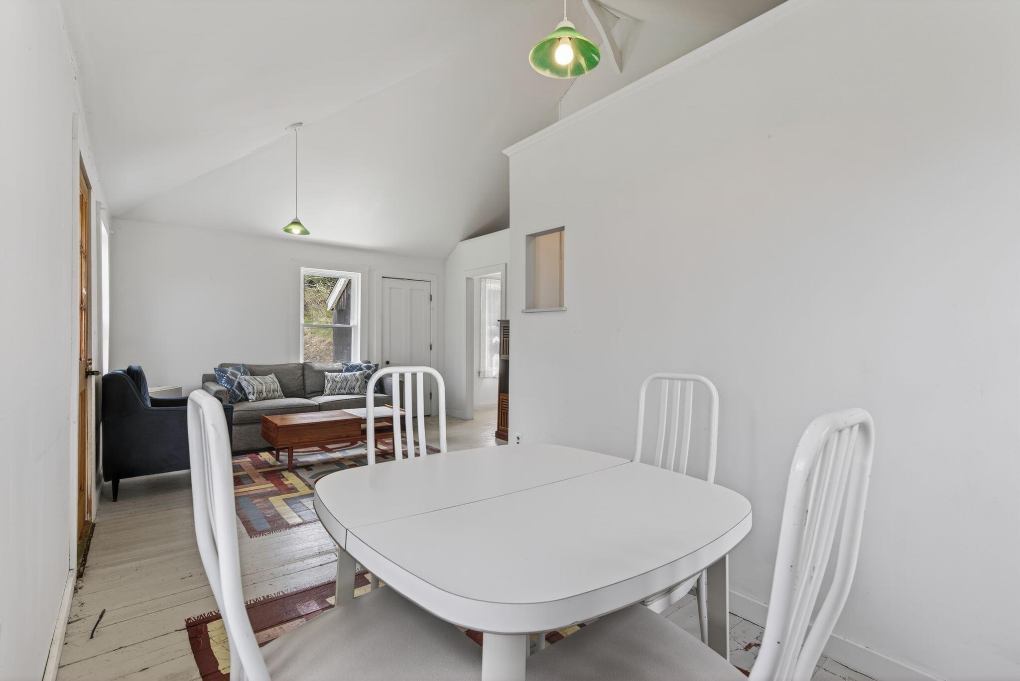 111 Old Schoolhouse Road Georgetown ME 04548