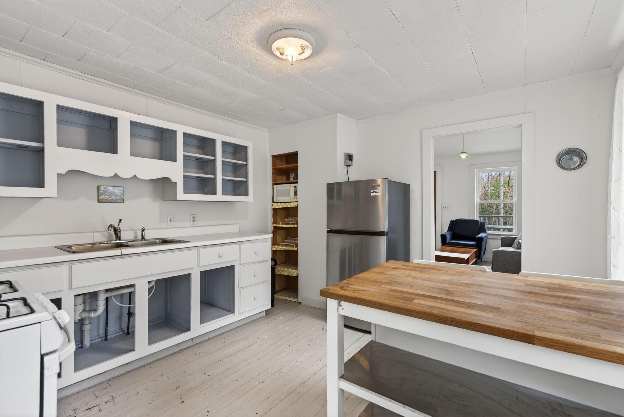 111 Old Schoolhouse Road Georgetown ME 04548