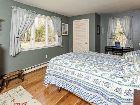 44 Seaborne Drive Yarmouth ME 04096