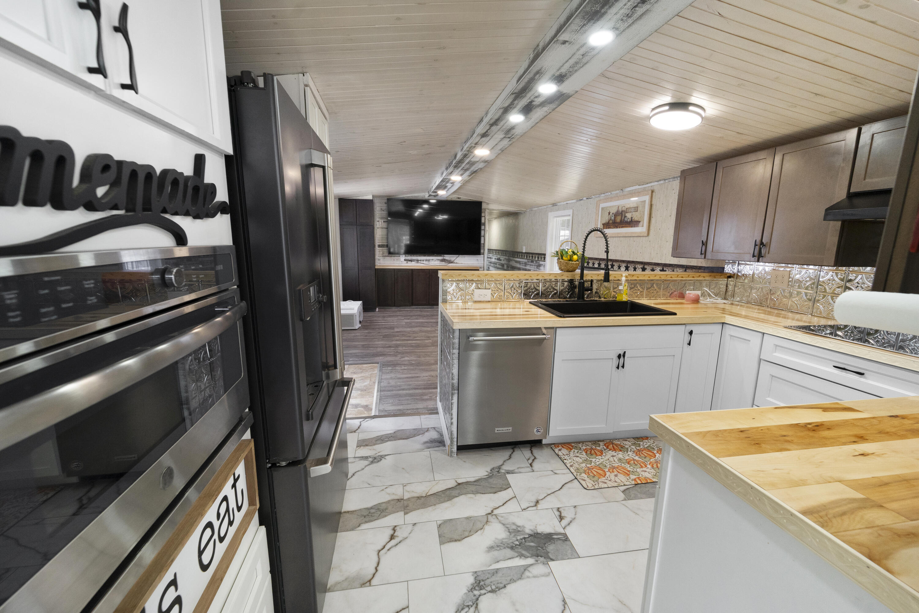 979 Essex Street Bangor ME 04401