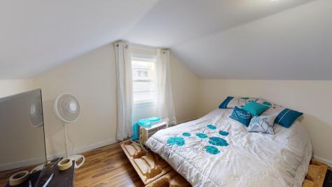 8 Parker Street Lewiston ME 04240