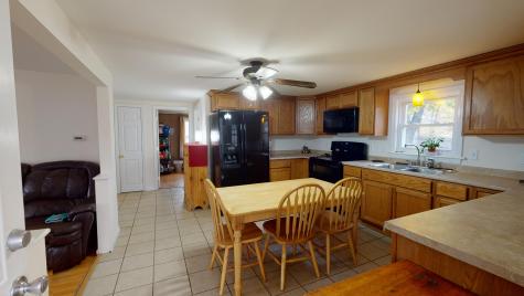 8 Parker Street Lewiston ME 04240
