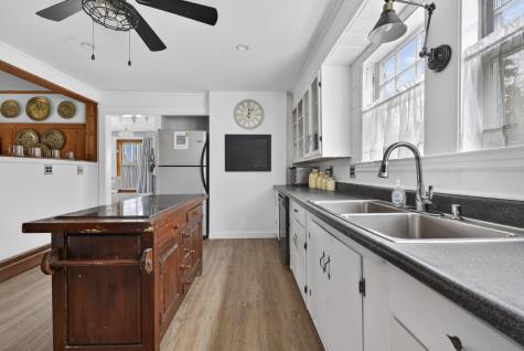 527 Pool Street Biddeford ME 04005