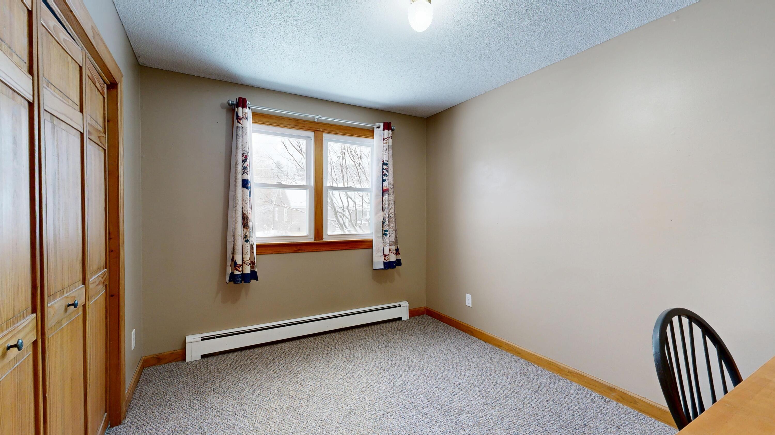 16 Orchard Circle Lewiston ME 04240