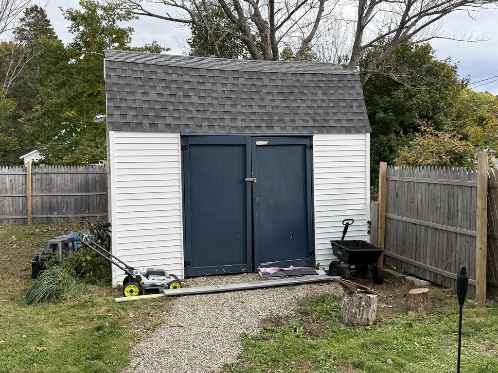 48 Pond Street Bucksport ME 04416