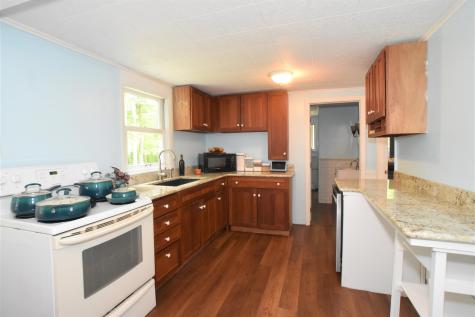 185 Meadow Road Raymond ME 04071