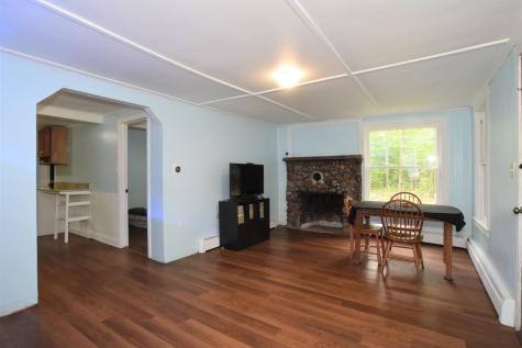 185 Meadow Road Raymond ME 04071
