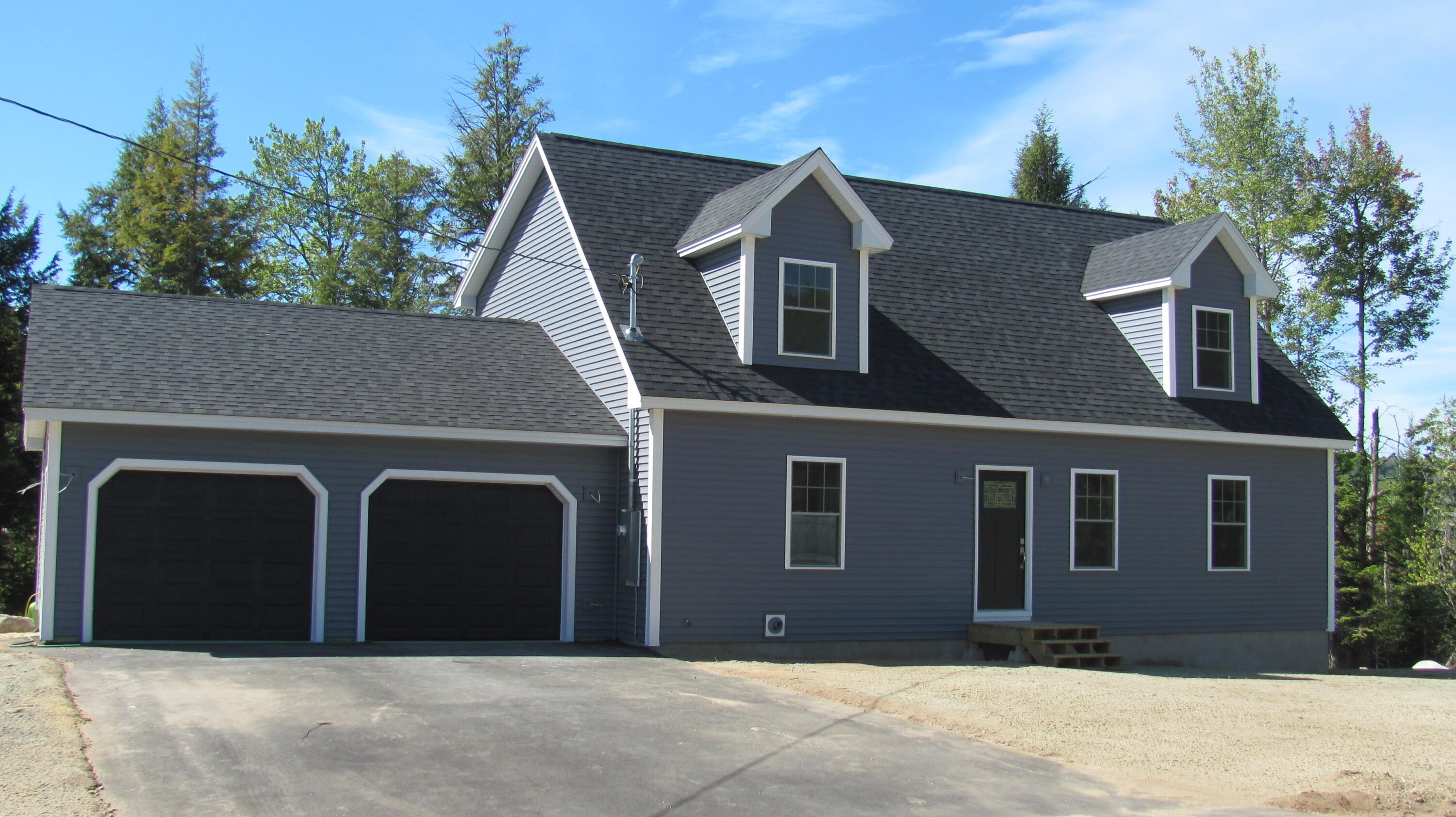 11 Nishell Drive Paris ME 04281