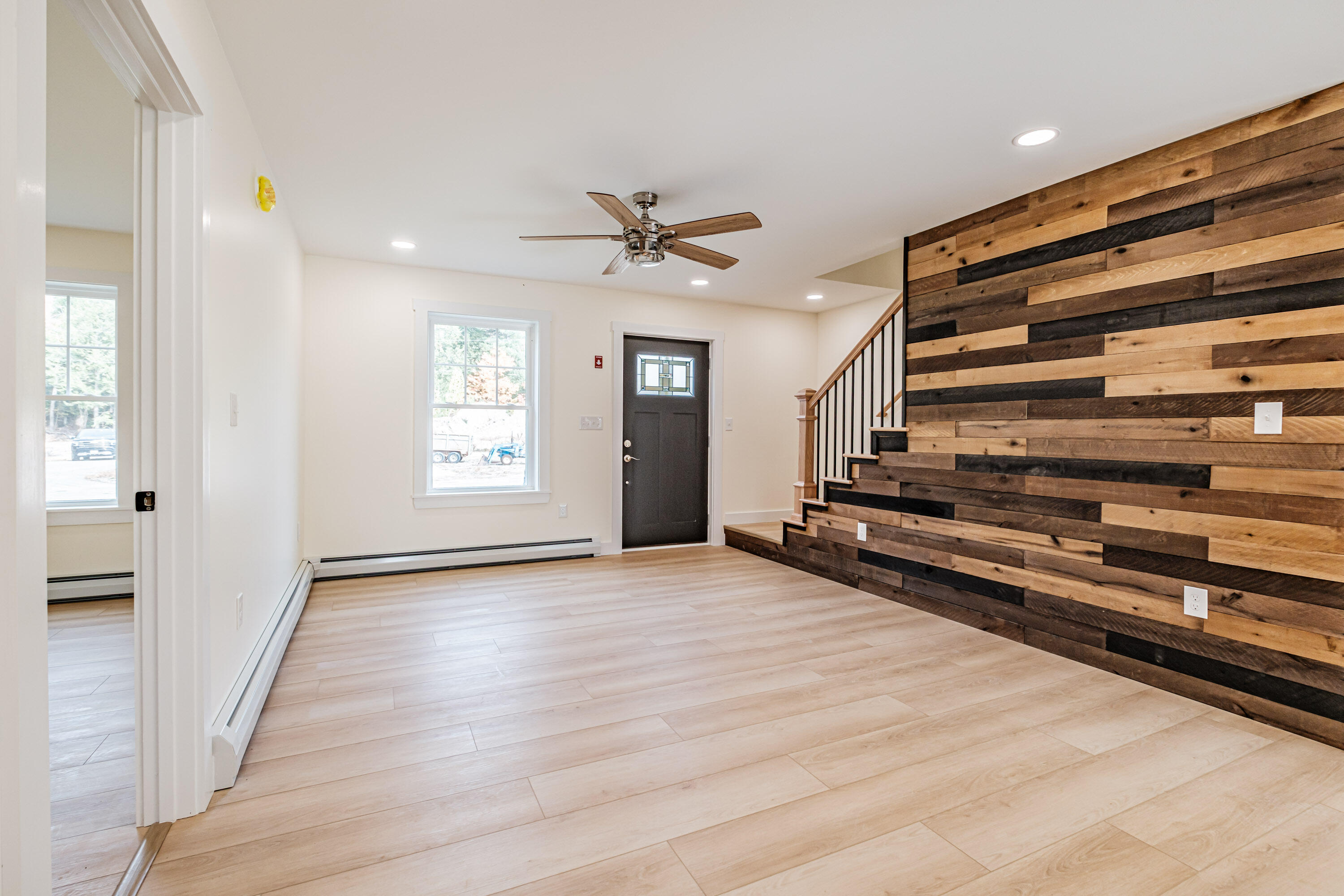 11 Nishell Drive Paris ME 04281