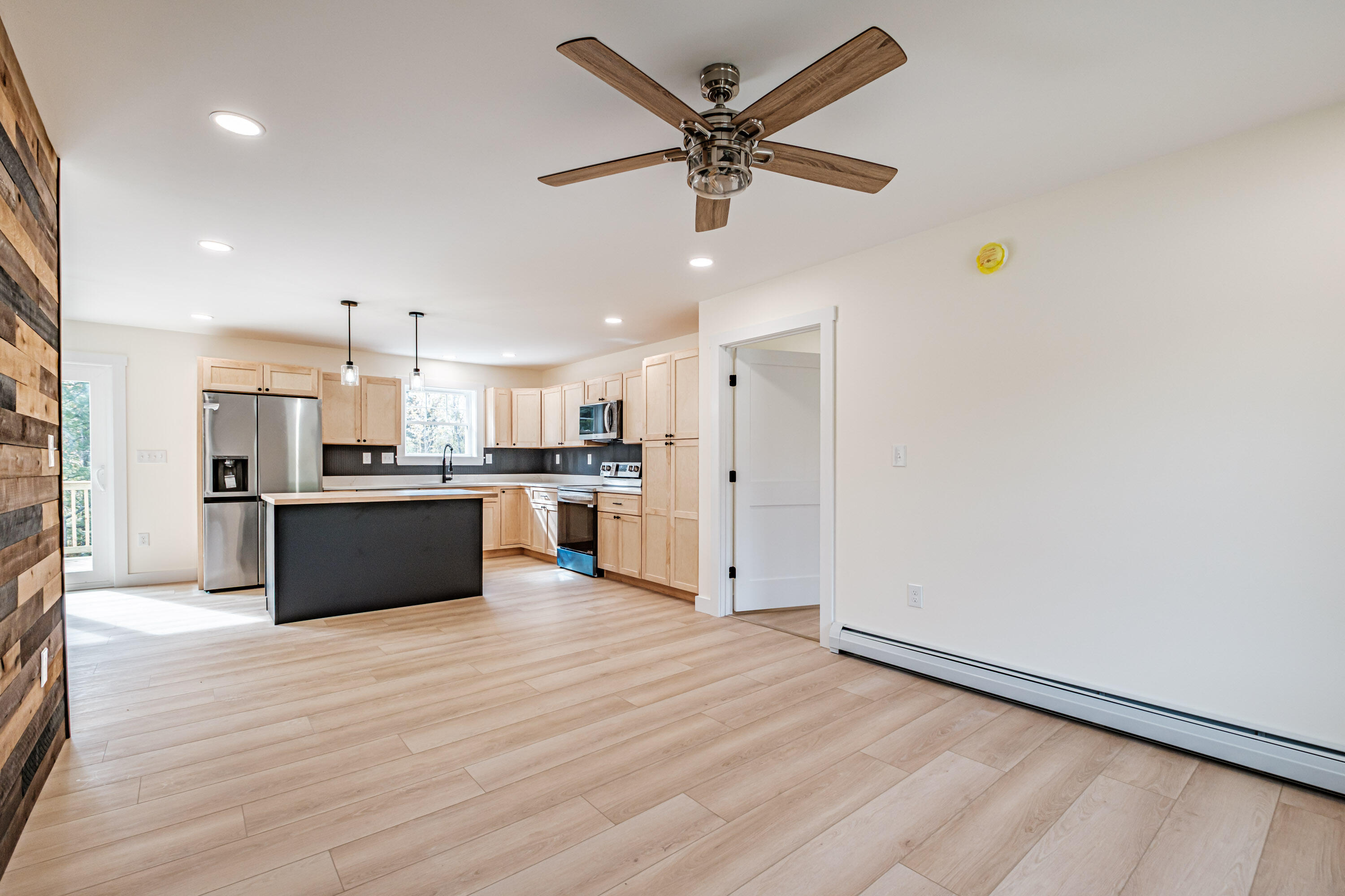 11 Nishell Drive Paris ME 04281