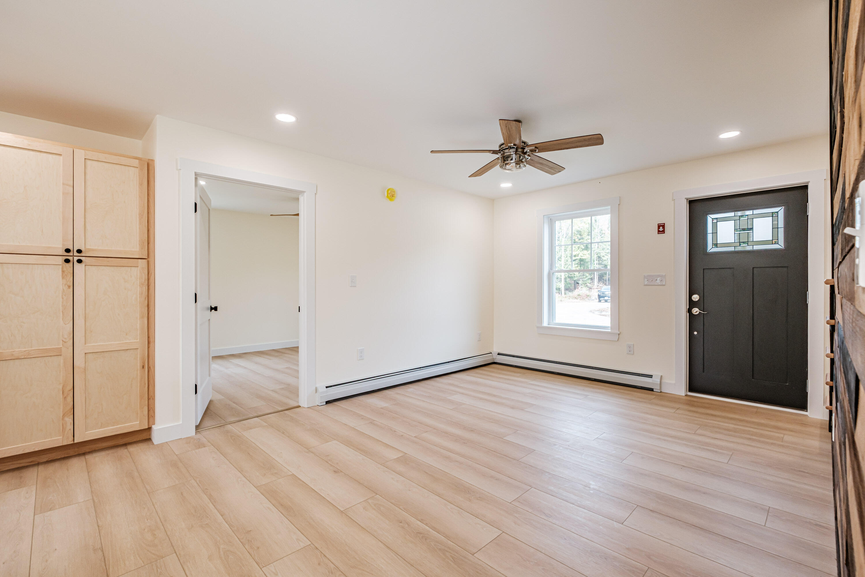 11 Nishell Drive Paris ME 04281