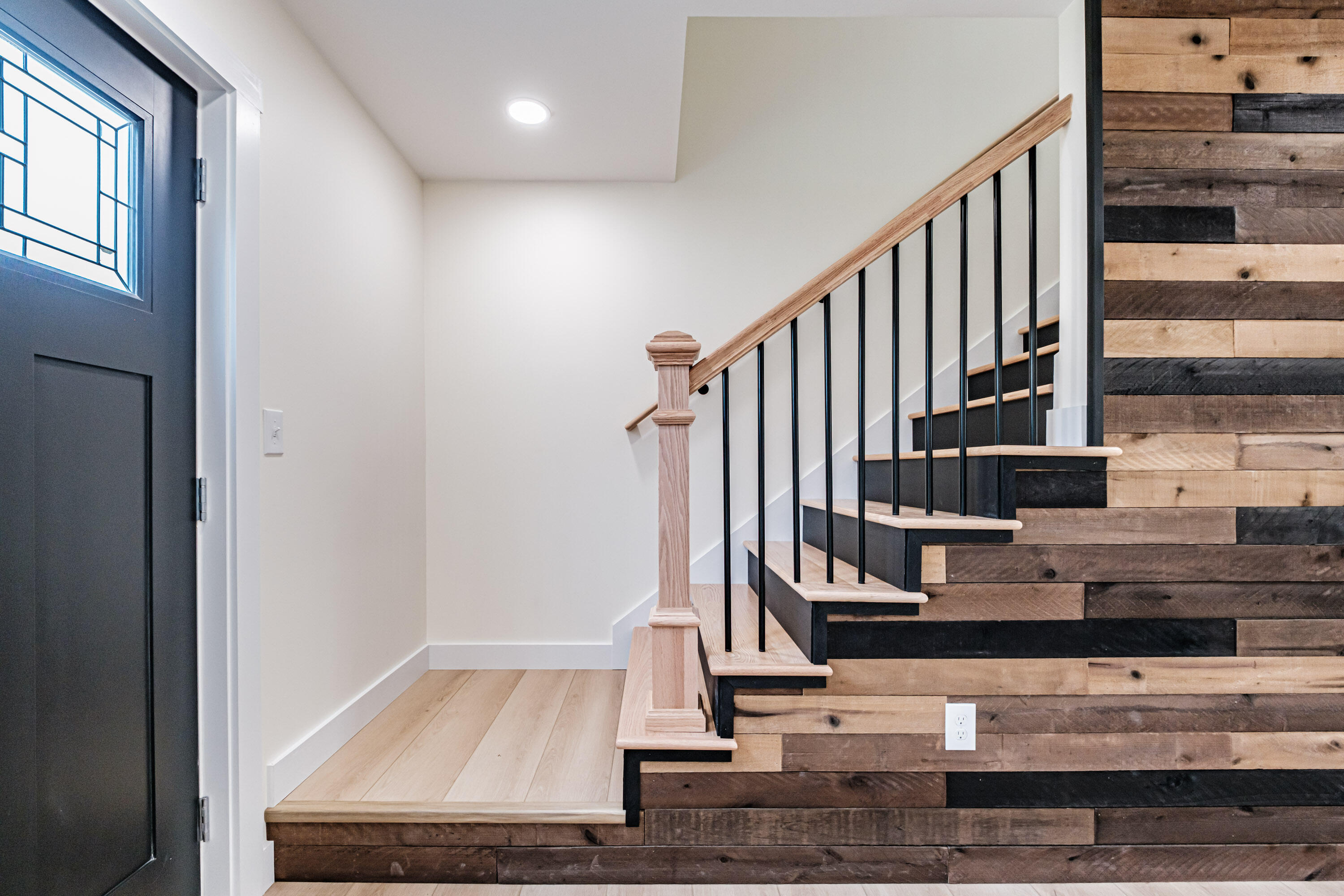 11 Nishell Drive Paris ME 04281