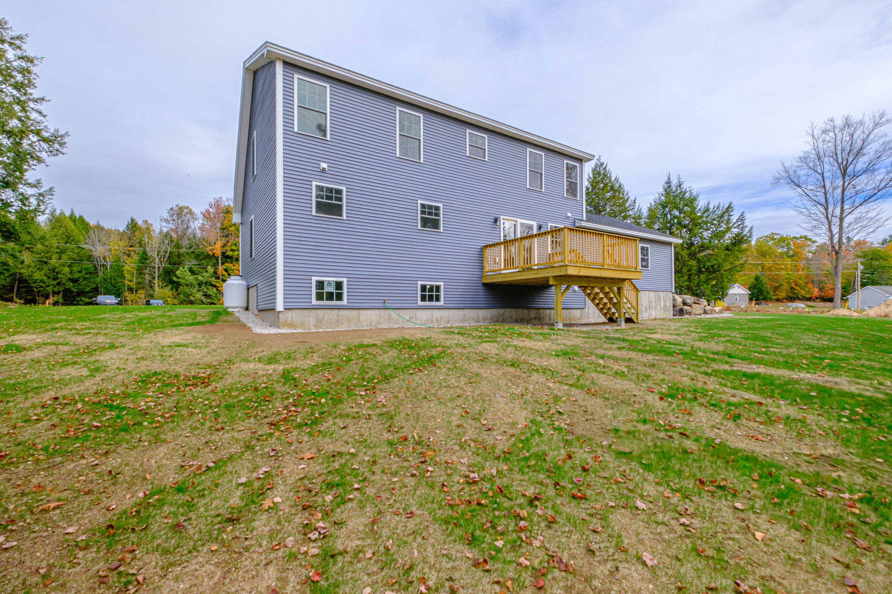 11 Nishell Drive Paris ME 04281