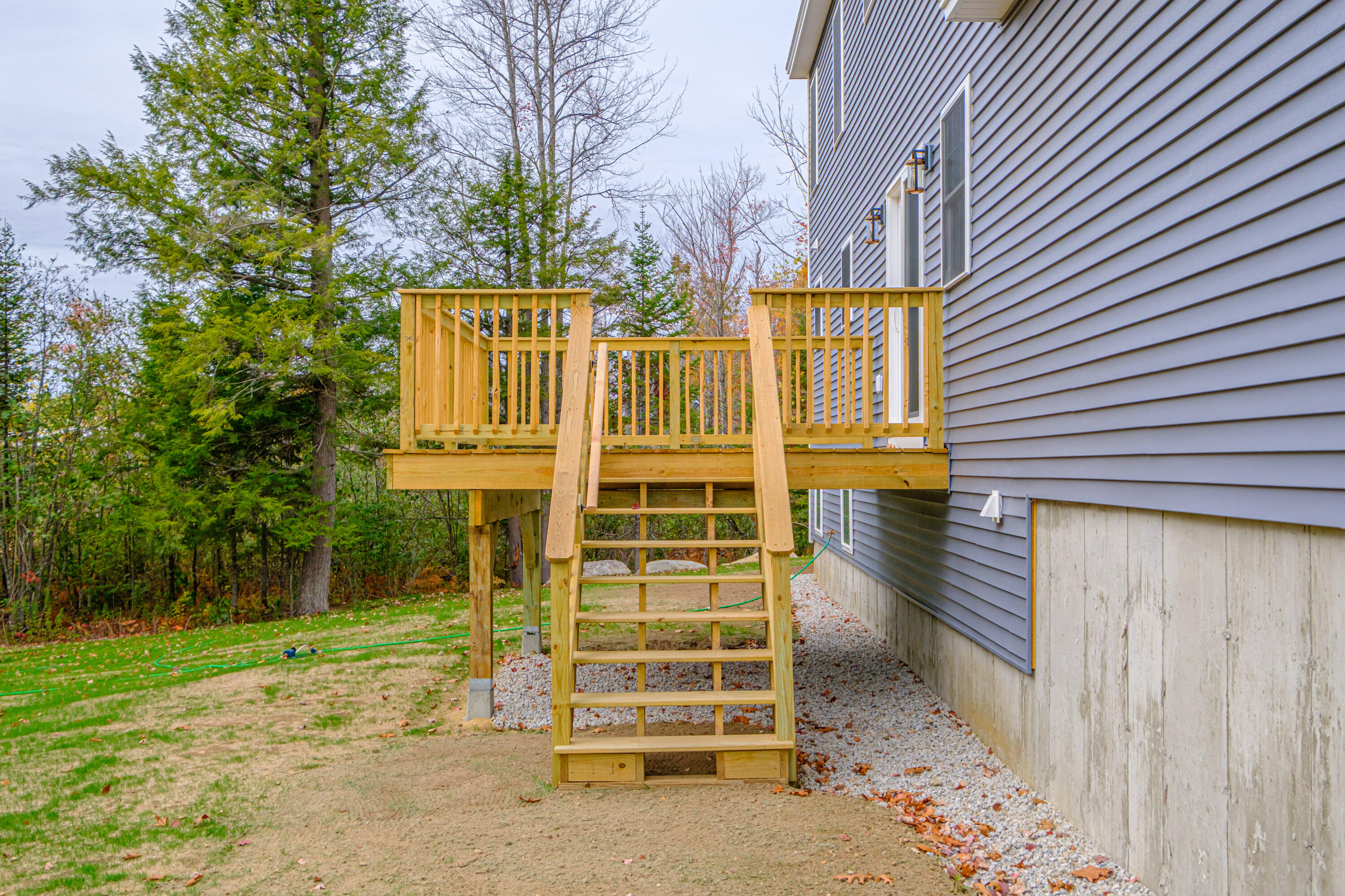 11 Nishell Drive Paris ME 04281