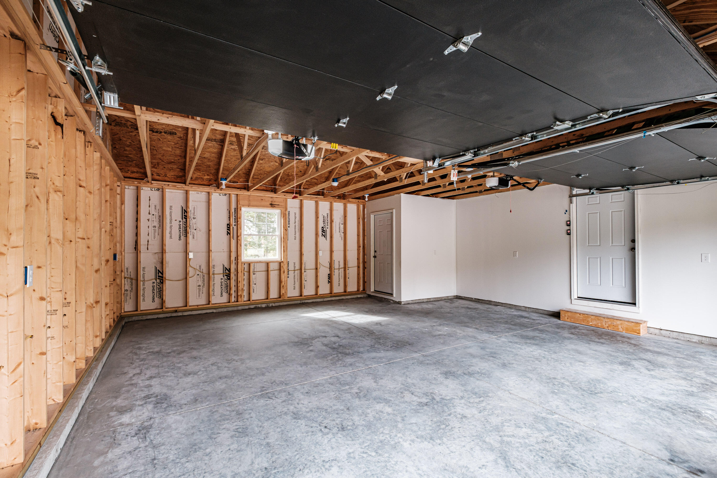 11 Nishell Drive Paris ME 04281