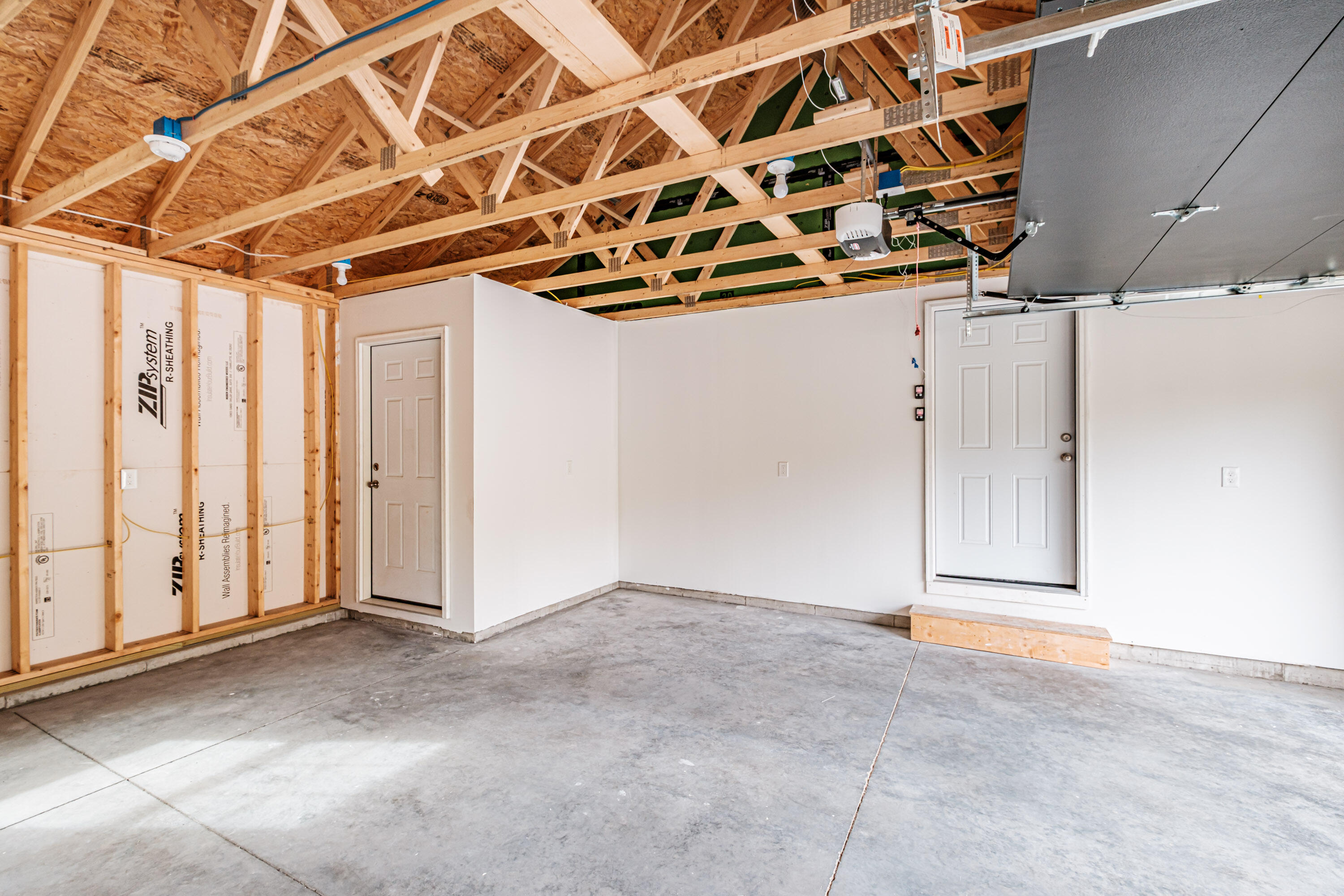 11 Nishell Drive Paris ME 04281