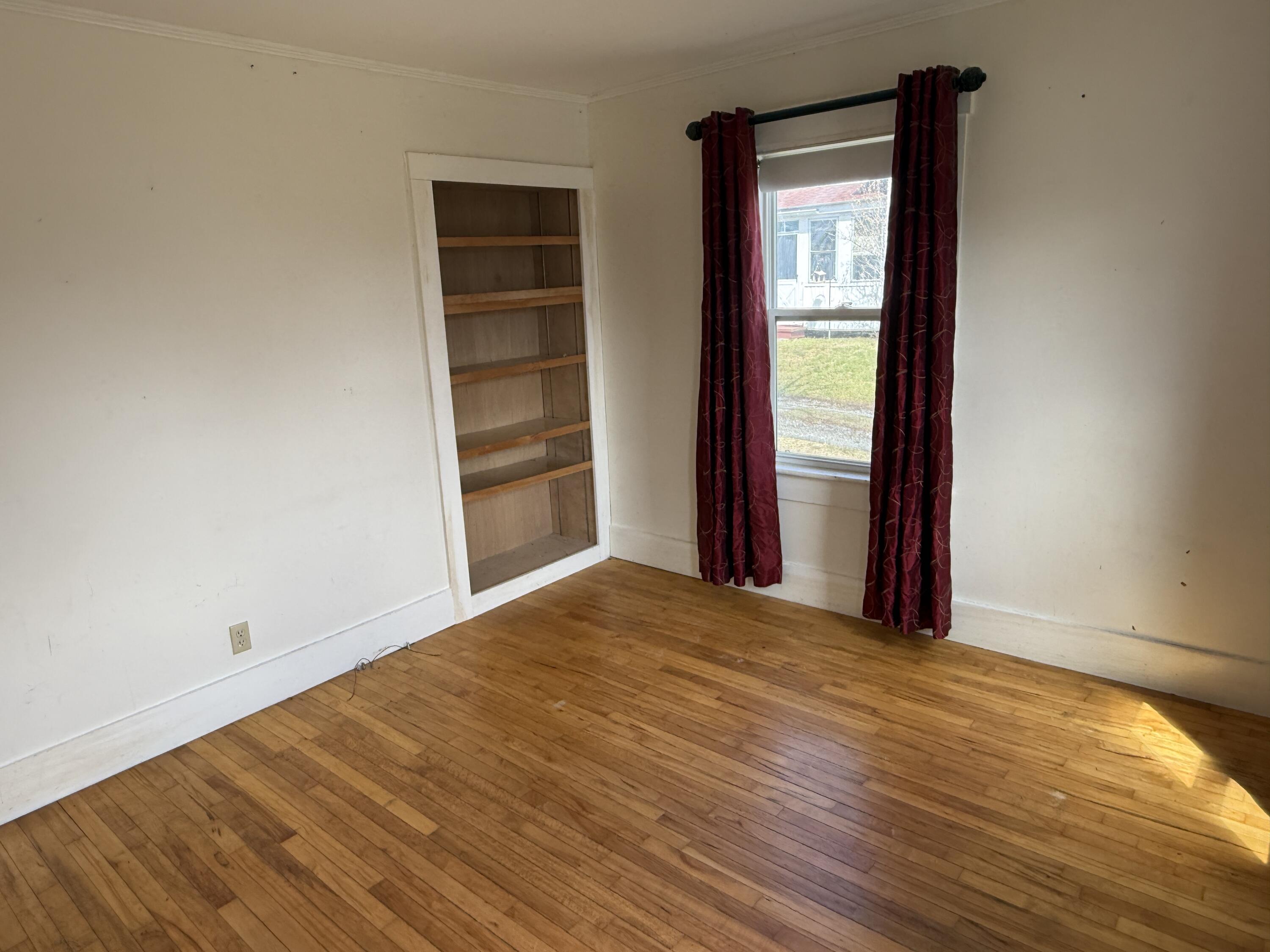 37 Hamlin Street Orono ME 04473
