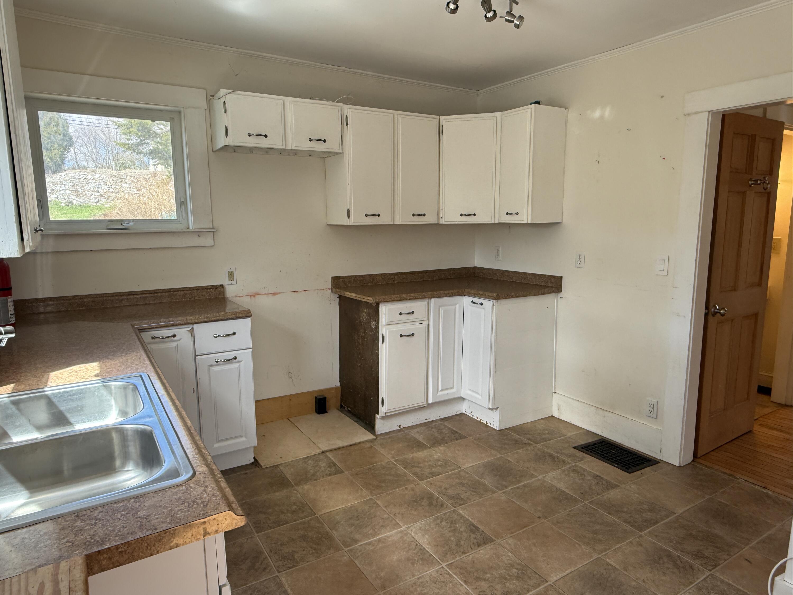 37 Hamlin Street Orono ME 04473