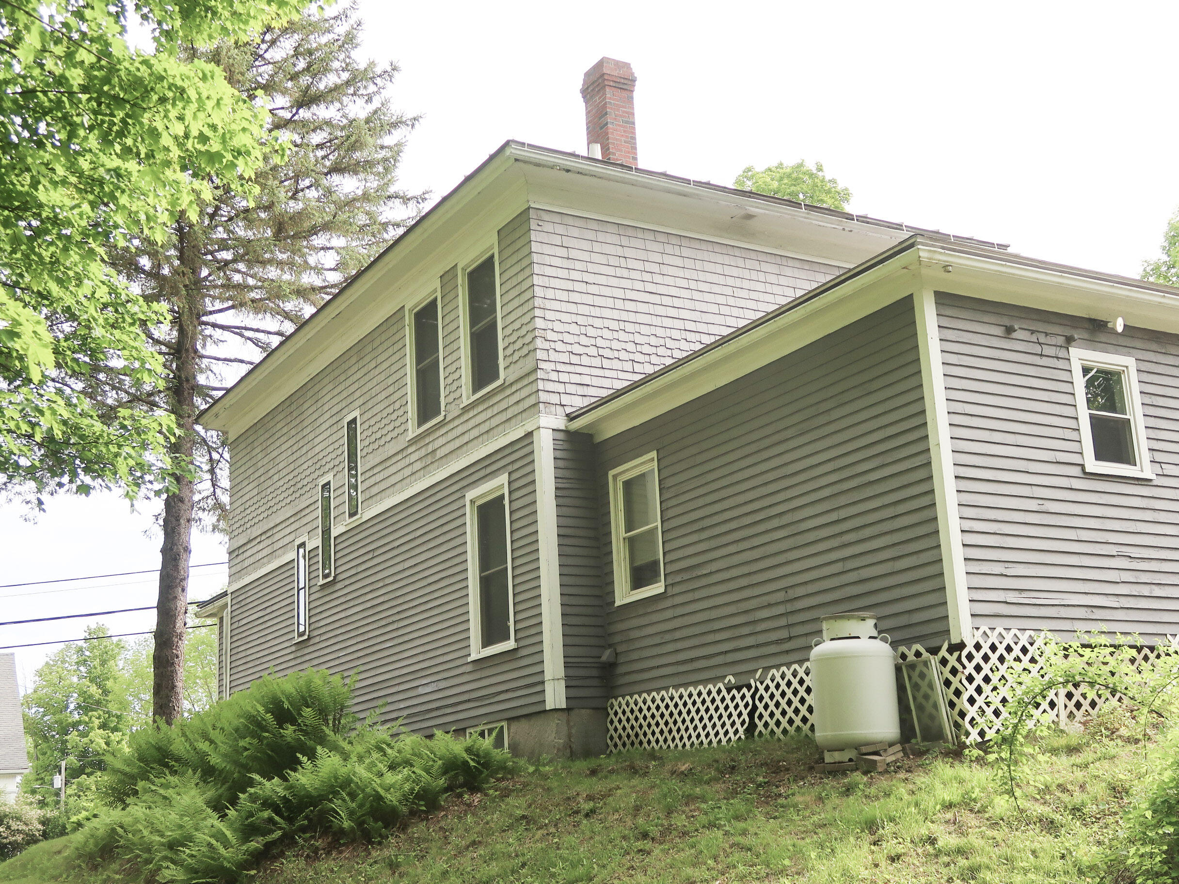 22 E Chestnut Street Augusta ME 04330