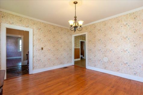 21 Georges Street Thomaston ME 04861