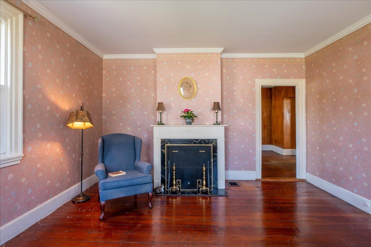 21 Georges Street Thomaston ME 04861