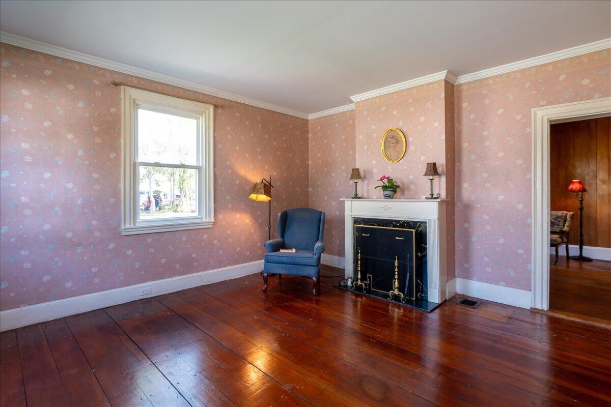 21 Georges Street Thomaston ME 04861