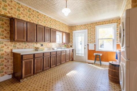 21 Georges Street Thomaston ME 04861