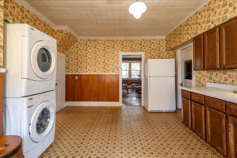 21 Georges Street Thomaston ME 04861