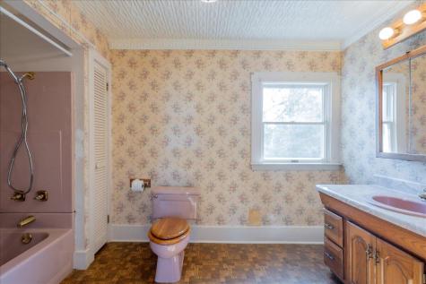 21 Georges Street Thomaston ME 04861