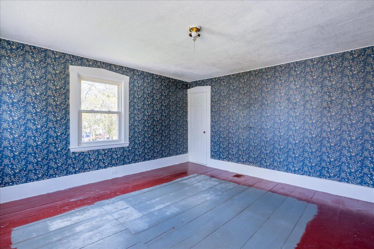 21 Georges Street Thomaston ME 04861