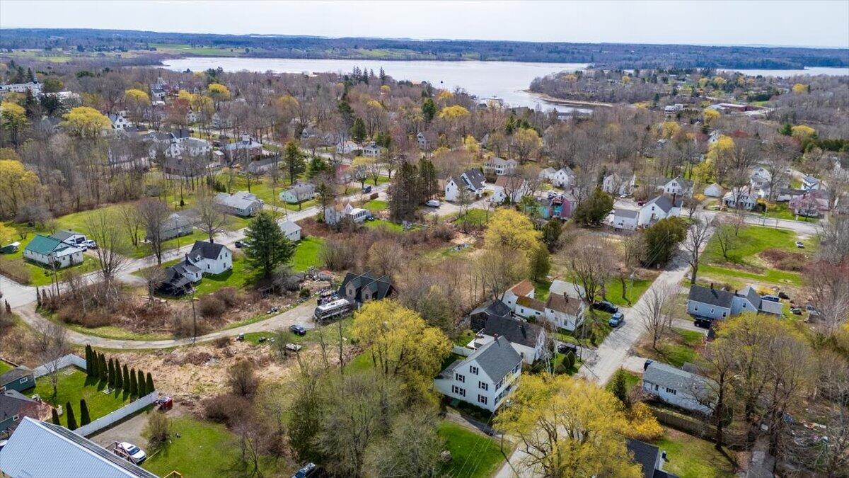 21 Georges Street Thomaston ME 04861