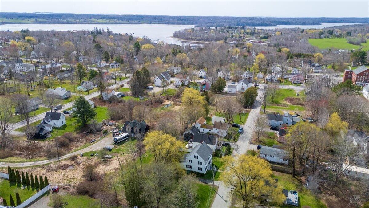 21 Georges Street Thomaston ME 04861