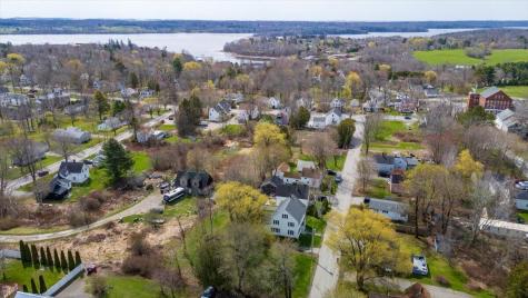 21 Georges Street Thomaston ME 04861