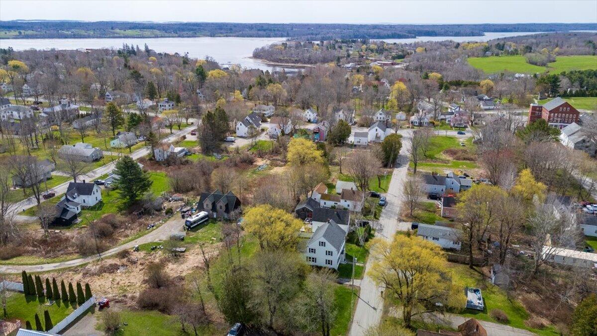 21 Georges Street Thomaston ME 04861
