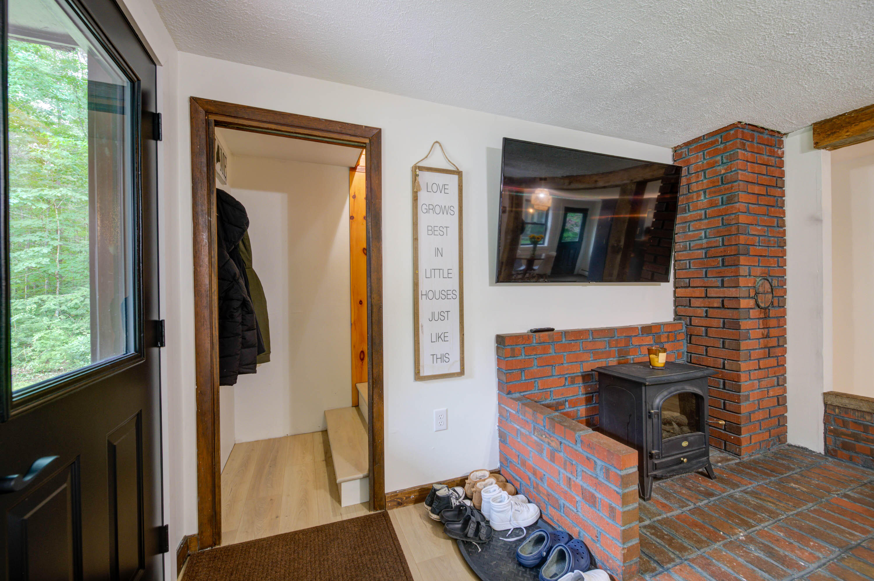 17 Swamp Road New Gloucester ME 04260