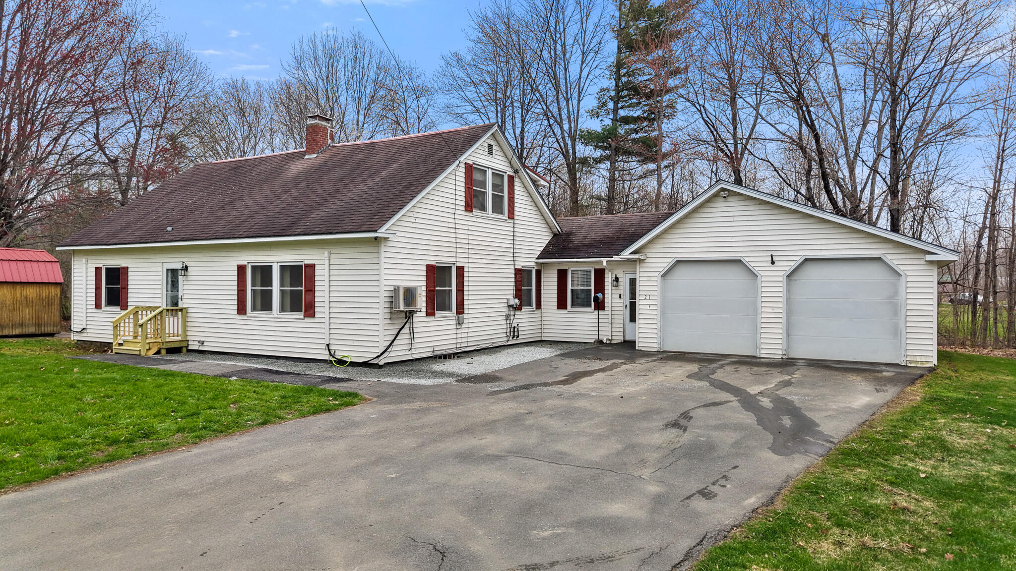 21 Goodwin Street Newport ME 04953