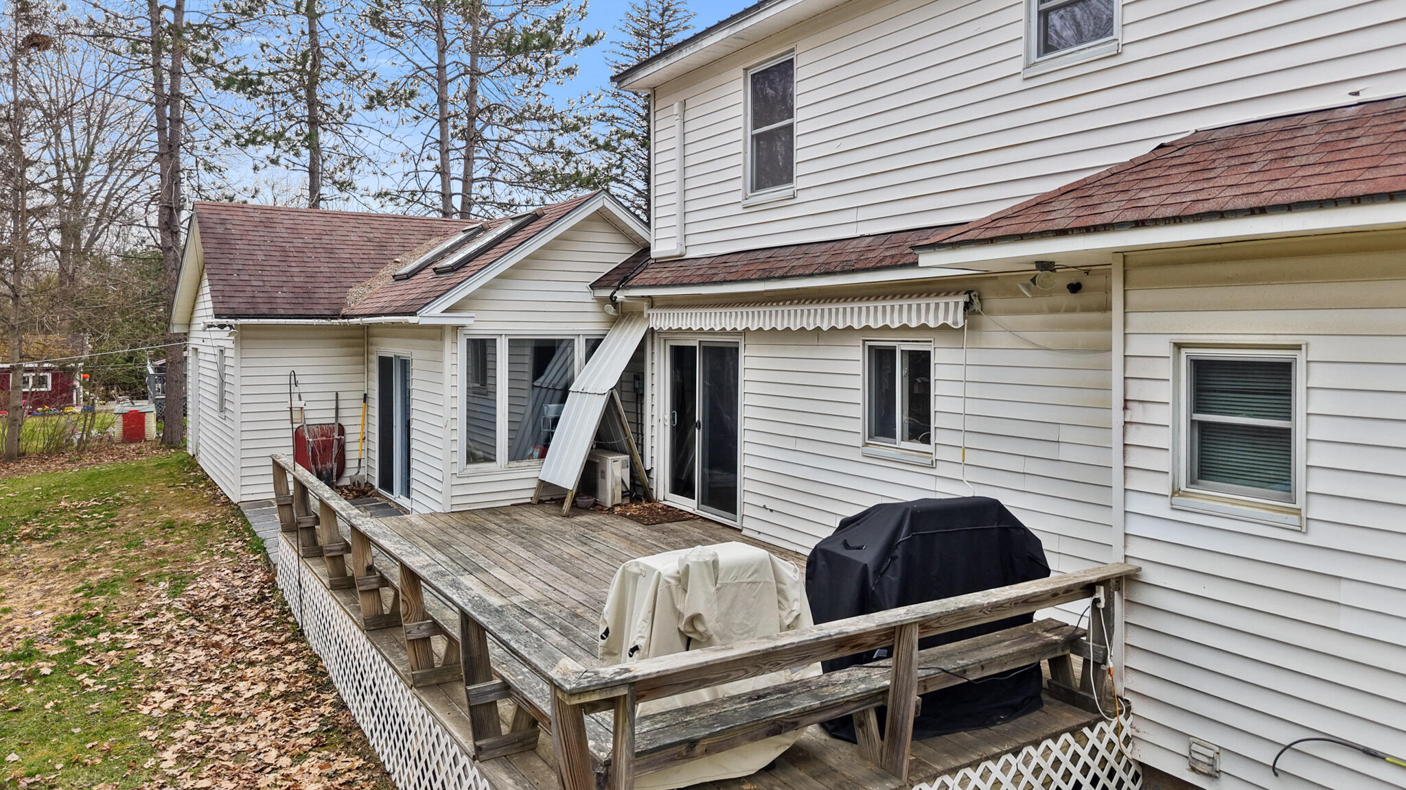 21 Goodwin Street Newport ME 04953