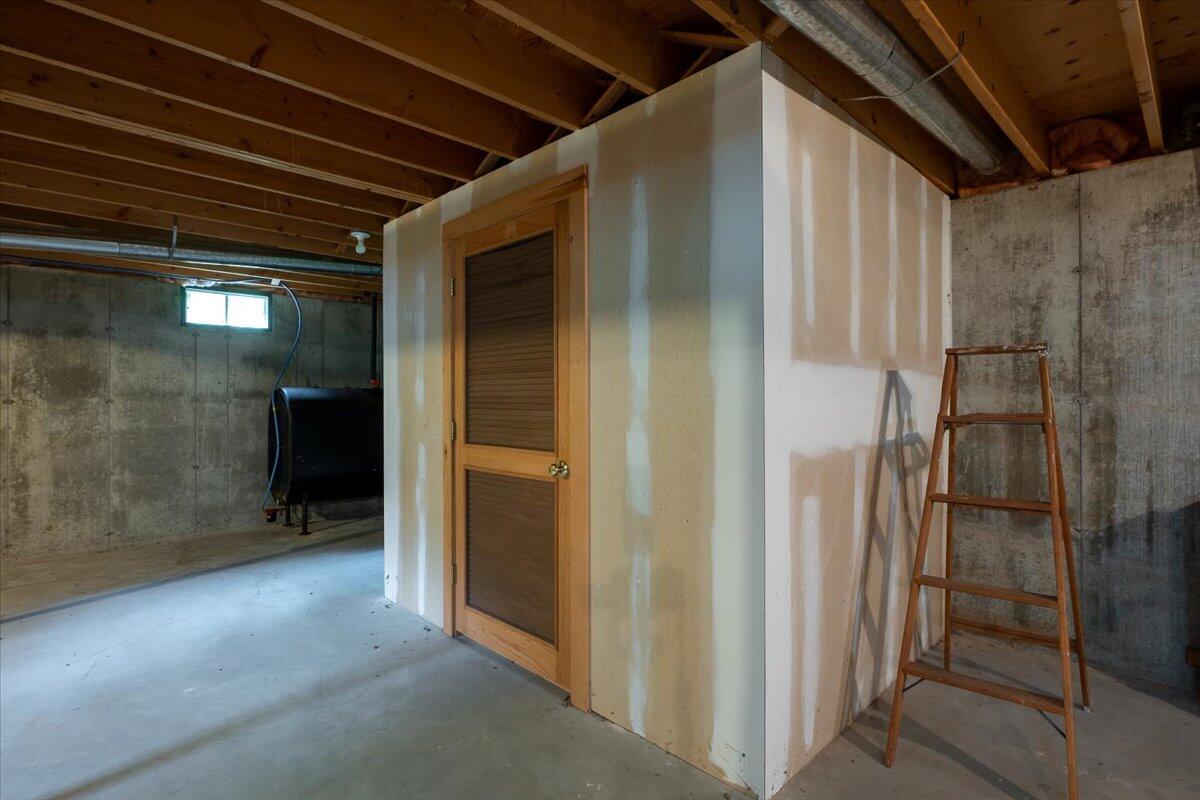 43 Tamarack Lane Cushing ME 04563