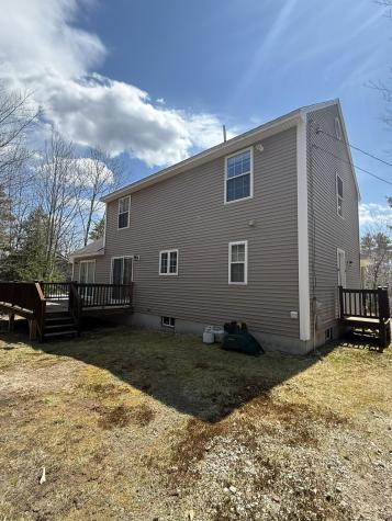 18 Rockwood Way Naples ME 04055