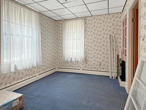 39 Washington Street Rumford ME 04276