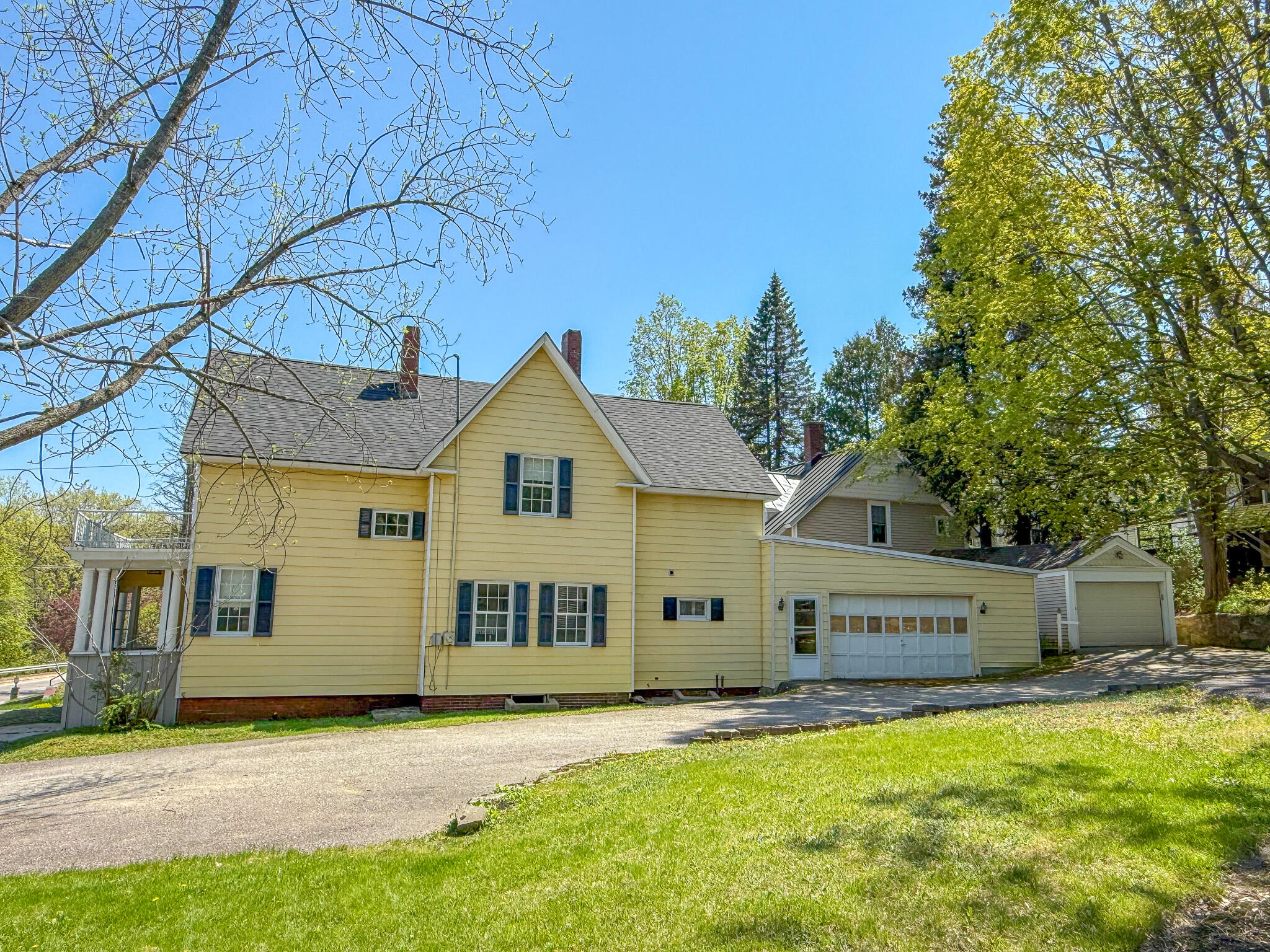 39 Washington Street Rumford ME 04276