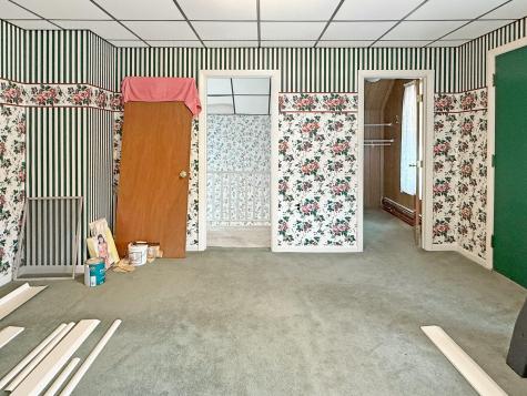 39 Washington Street Rumford ME 04276